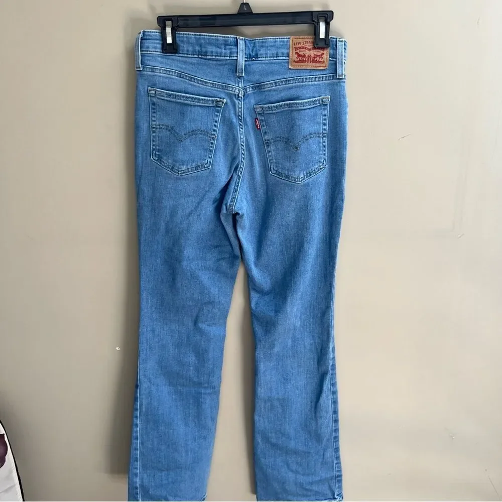 Levis classic light